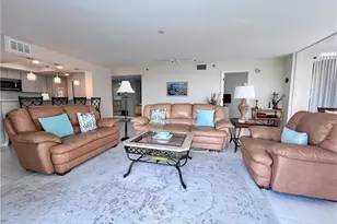5550 Heron Point Dr, Naples, FL 34108 - Photo 9