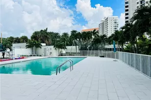 5550 Heron Point Dr, Naples, FL 34108 - Photo 25