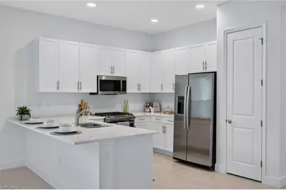 12448 Violet Ln, Naples, FL 34120 - Photo 9