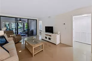 3370 10th St N, Naples, FL 34103 - Photo 21