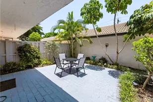 3370 10th St N, Naples, FL 34103 - Photo 37