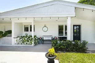 1216 10th St N, Naples, FL 34102 - Photo 3