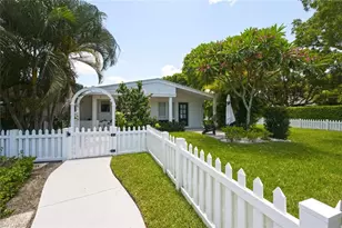 1216 10th St N, Naples, FL 34102 - Photo 1
