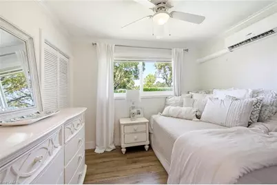 1216 10th St N, Naples, FL 34102 - Photo 29