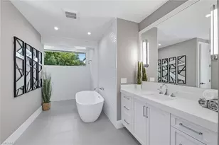 692 Banyan Blvd, Naples, FL 34102 - Photo 13
