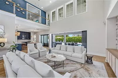 692 Banyan Blvd, Naples, FL 34102 - Photo 3