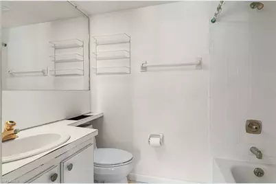 21 High Point Cir E #305, Naples, FL 34103 - Photo 17
