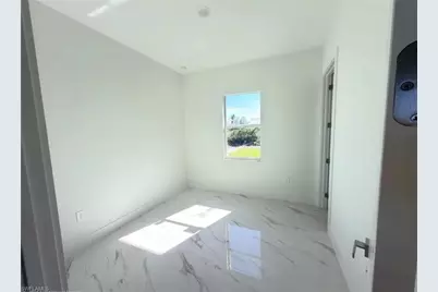 2803 68th St W, Lehigh Acres, FL 33971 - Photo 15