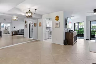 47 Bennington Dr, Naples, FL 34104 - Photo 7