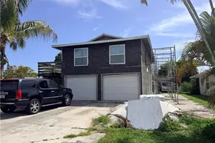 125 4th St, Naples, FL 34113 - Photo 1