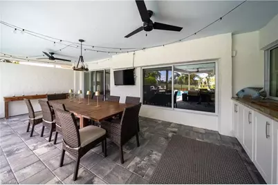 191 Torrey Pines Pt, Naples, FL 34113 - Photo 19