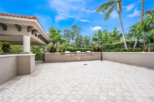 7225 Pelican Bay Blvd, Naples, FL 34108 - Photo 37
