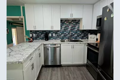 19 Moorhead Mnr, Naples, FL 34112 - Photo 7