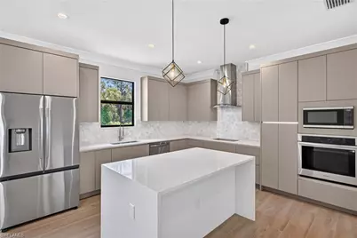 1867 Everglades Blvd N, Naples, FL 34120 - Photo 11