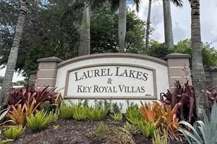 8274 Key Royal Cir, Naples, FL 34119 - Photo 13
