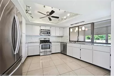 102 Round Key Cir #G3, Naples, FL 34112 - Photo 11