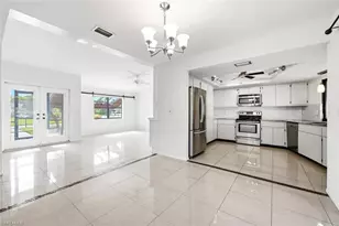 102 Round Key Cir, Naples, FL 34112 - Photo 9
