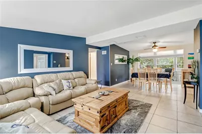 2140 Harbor Ln, Naples, FL 34104 - Photo 3