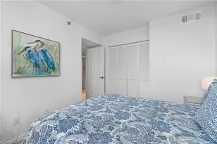 5550 Heron Point Dr, Naples, FL 34108 - Photo 23