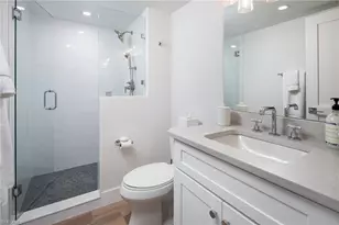 10475 Gulf Shore Dr, Naples, FL 34108 - Photo 21