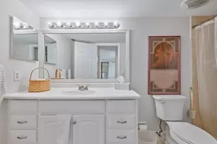 151 Cypress Way E, Naples, FL 34110 - Photo 19