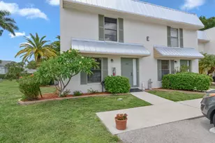 151 Cypress Way E, Naples, FL 34110 - Photo 1
