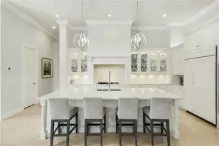 2558 Escada Ct, Naples, FL 34109 - Photo 9
