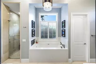 2558 Escada Ct, Naples, FL 34109 - Photo 23