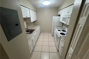 1915 Braman Ave, Fort Myers, FL 33901 - Photo 5