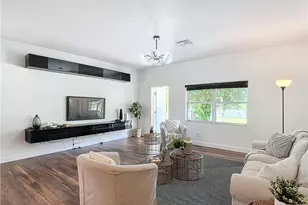 130 16th Ave NE, Naples, FL 34120 - Photo 15