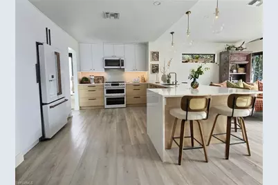 1031 Diana Ave, Naples, FL 34103 - Photo 7