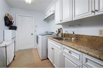 196 Monterey Dr, Naples, FL 34119 - Photo 29