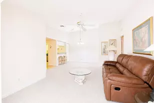 8041 S Woods Cir, Fort Myers, FL 33919 - Photo 7