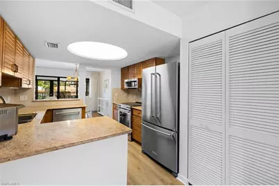 6710 Pelican Bay Blvd #422, Naples, FL 34108 - Photo 7