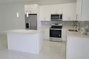 884-886 Milwaukee Blvd, Lehigh Acres, FL 33974 - Photo 19