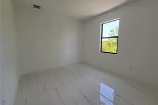 884-886 Milwaukee Blvd, Lehigh Acres, FL 33974 - Photo 17