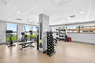 4001 Gulf Shore Blvd N, Naples, FL 34103 - Photo 29