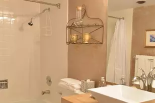 4001 Gulf Shore Blvd N, Naples, FL 34103 - Photo 19