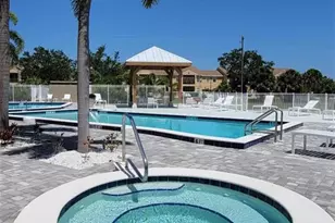 190 Santa Clara Dr, Naples, FL 34104 - Photo 15