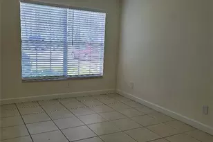 190 Santa Clara Dr, Naples, FL 34104 - Photo 7
