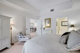 2036 Cascades Dr, Naples, FL 34112 - Photo 19