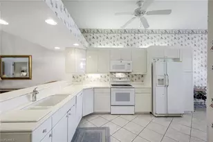 2036 Cascades Dr, Naples, FL 34112 - Photo 9
