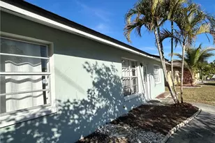 1428 SE 20th Ave, Cape Coral, FL 33990 - Photo 3