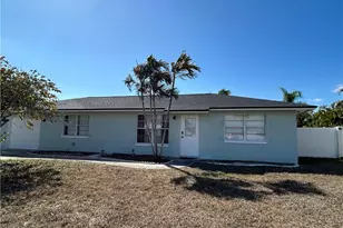 1428 SE 20th Ave, Cape Coral, FL 33990 - Photo 5