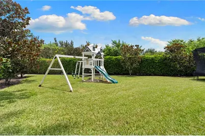 3999 Bering Ct, Naples, FL 34119 - Photo 47