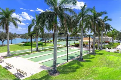 8562 Veronawalk Cir, Naples, FL 34114 - Photo 45