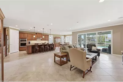 8562 Veronawalk Cir, Naples, FL 34114 - Photo 9