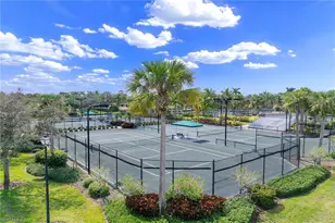 8562 Veronawalk Cir, Naples, FL 34114 - Photo 49