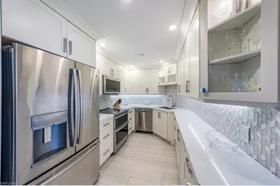 4005 Gulf Shore Blvd N #1104, Naples, FL 34103 - Photo 5