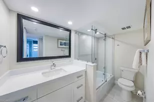 4005 Gulf Shore Blvd N, Naples, FL 34103 - Photo 17